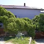 Smokvica Ii