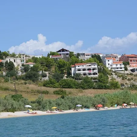 Lägenhet Apartman Smokvica Ii