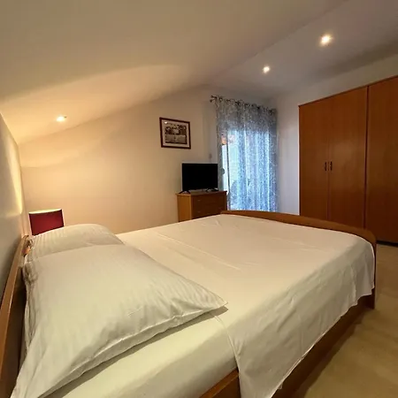 Apartman Smokvica Ii Lägenhet Povljana