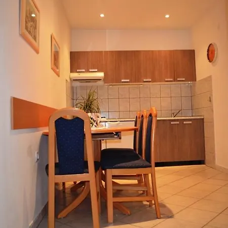 Apartman Smokvica Ii Lägenhet *