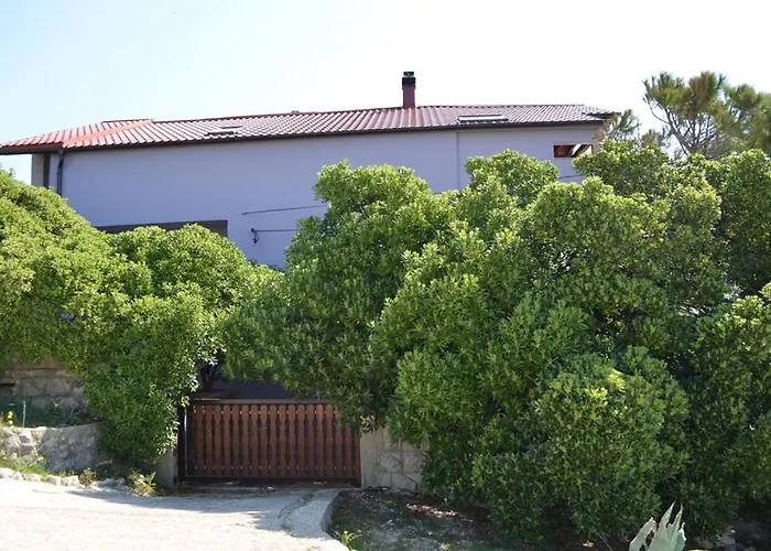 Smokvica Ii *